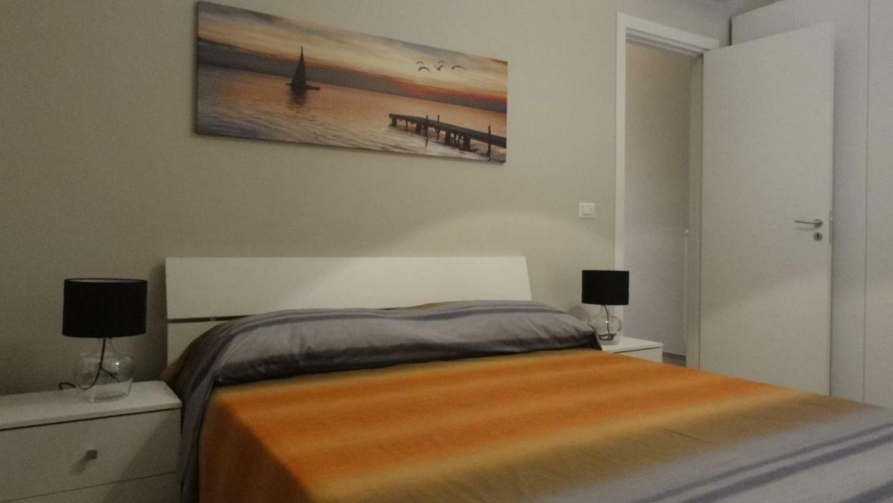 Casa Vacanze La Scalinata Bisceglie Bagian luar foto